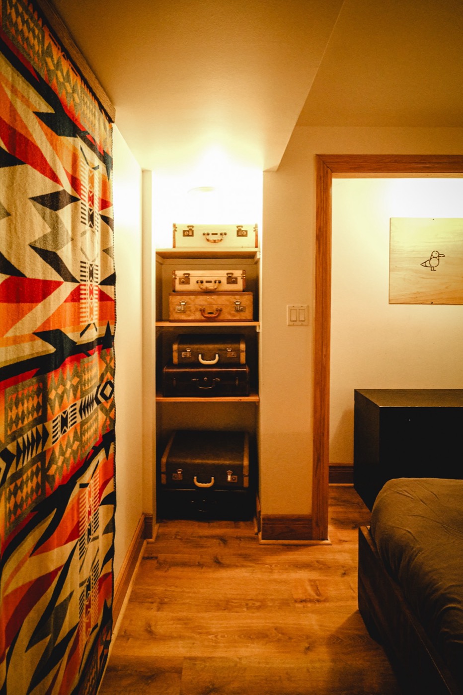 The Frontenac cozy interior with local art and antiques